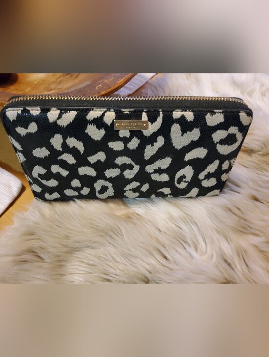 kate spade Handbags - Kate Spade Black & Cream Leopard Print Lacey Wallet GUC